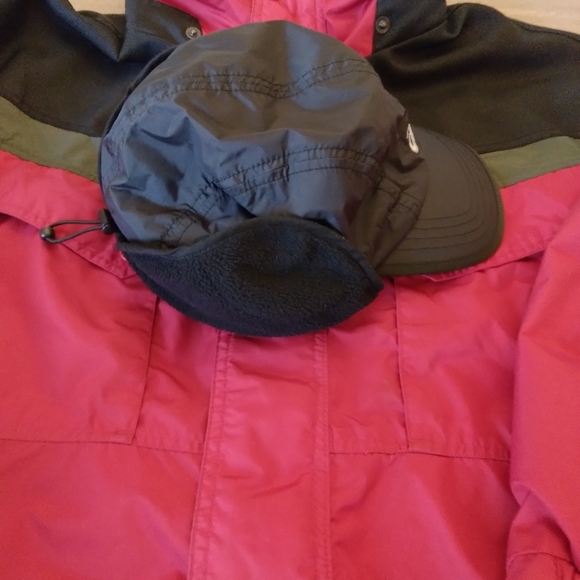 Asics thermo hat - Picture 4 of 6